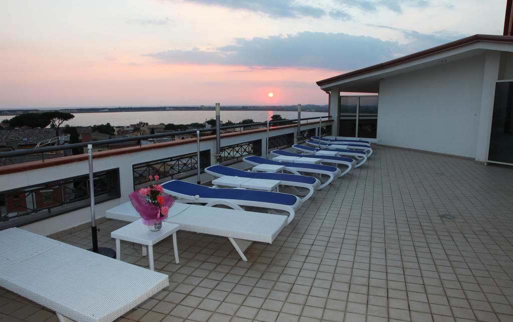Hotel Resort Il Panfilo Lago Patria Exterior photo